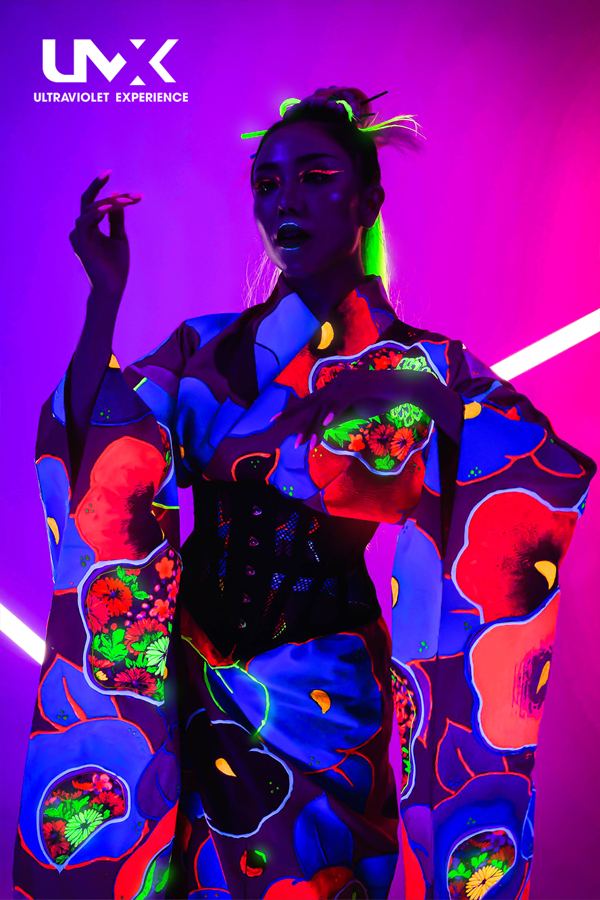 UVX Dancer — UV kimono