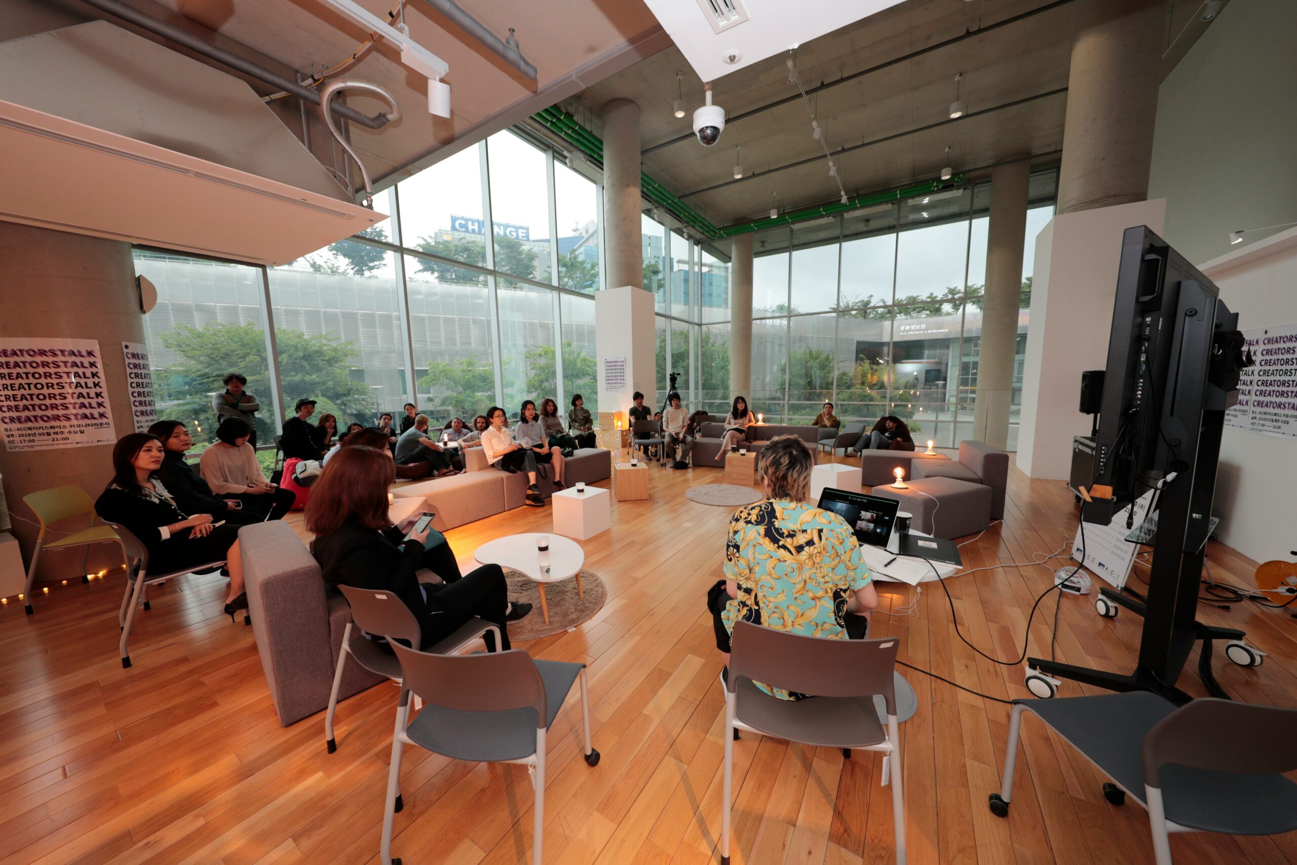 Modern Business Meetup & Workshop